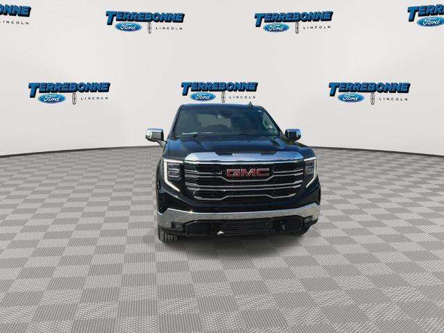 2025 GMC Sierra 1500 2WD Crew Cab Short Box SLT