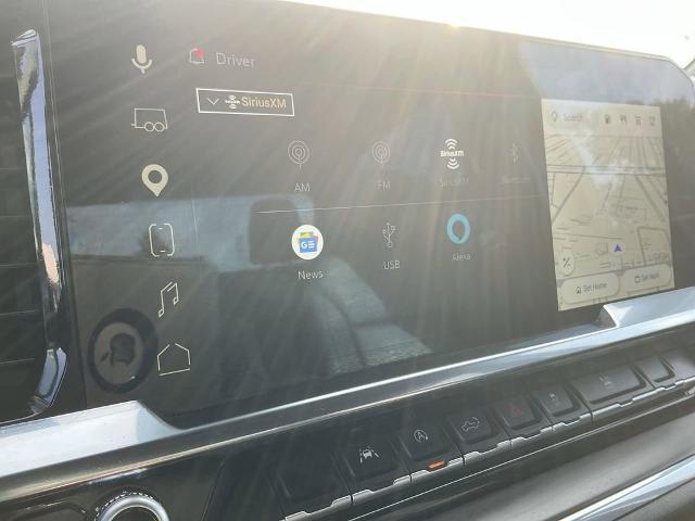 2025 GMC Sierra 1500 2WD Crew Cab Short Box SLT