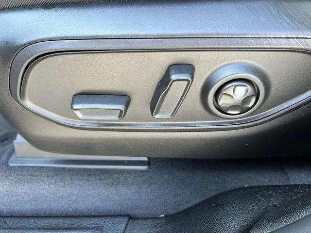 2023 Jeep Grand Cherokee L Laredo X 4x4