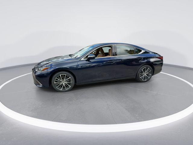 2025 Lexus ES 300h 300h