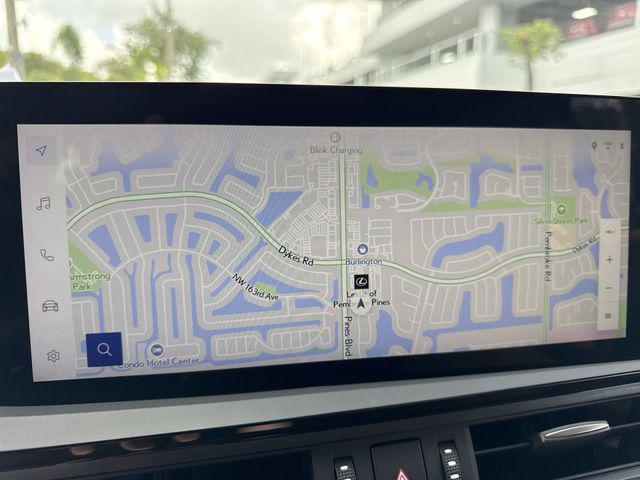 2025 Lexus ES 300h 300h