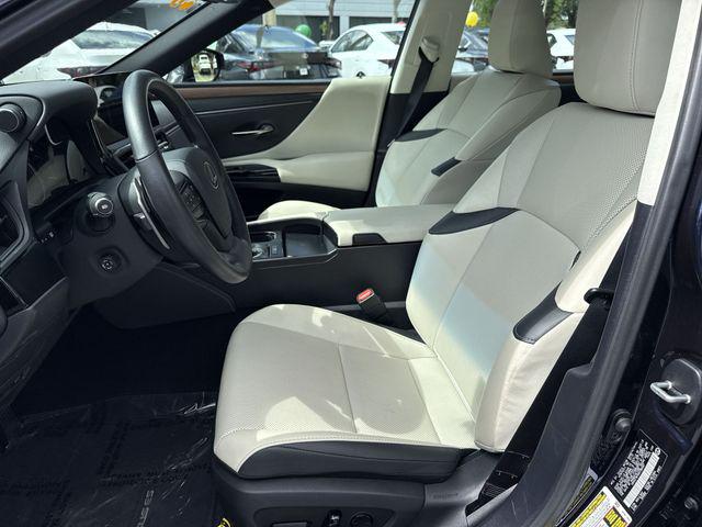 2025 Lexus ES 350 350