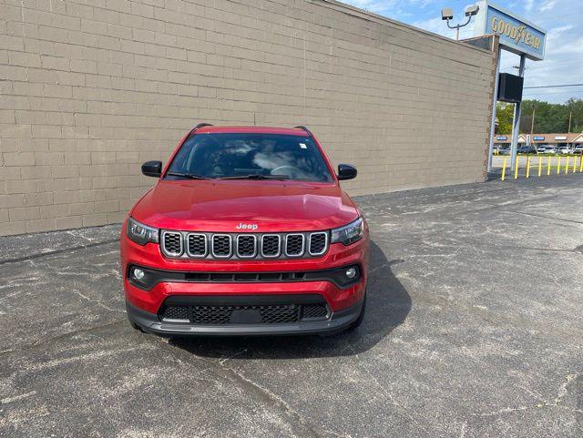 2024 Jeep Compass Latitude Lux FWD