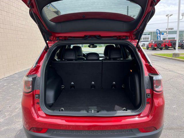 2024 Jeep Compass Latitude Lux FWD