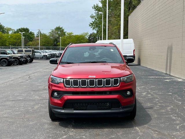 2024 Jeep Compass Latitude Lux FWD