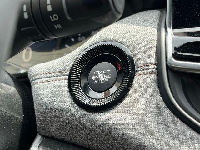 2024 Jeep Compass Latitude Lux FWD