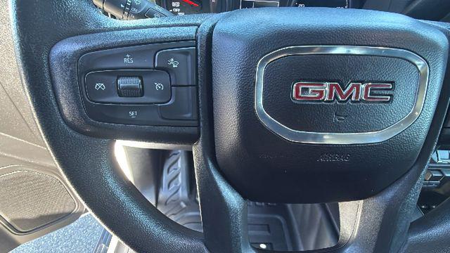 2023 GMC Sierra 1500 4WD Double Cab Standard Box Pro