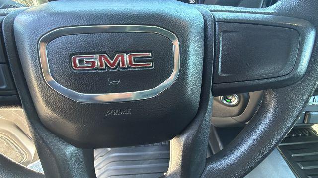 2023 GMC Sierra 1500 4WD Double Cab Standard Box Pro