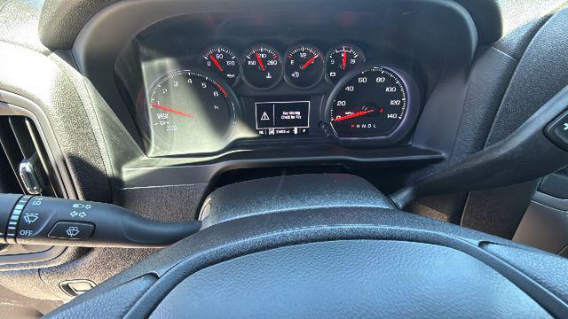 2023 GMC Sierra 1500 4WD Double Cab Standard Box Pro