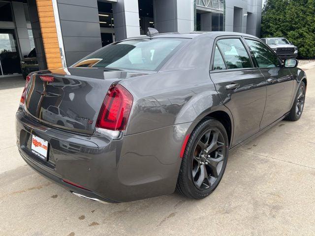 2021 Chrysler 300 300S