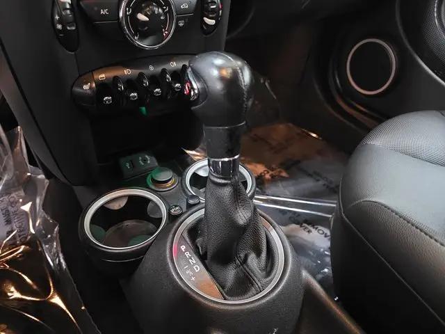 2013 MINI Roadster Cooper S