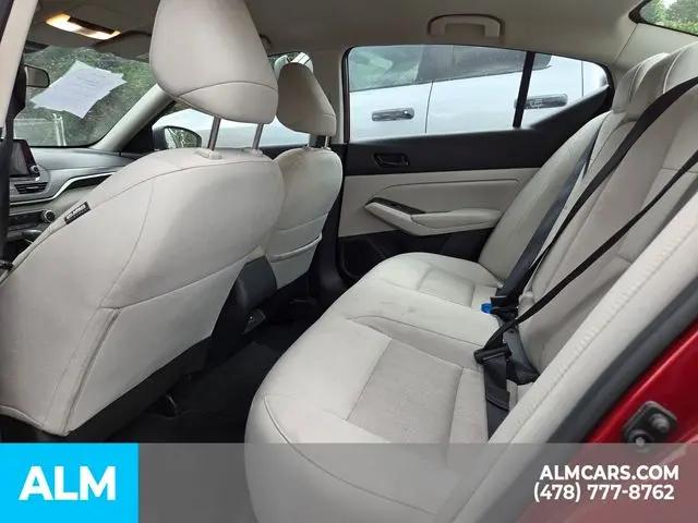 2025 Nissan Altima SV FWD