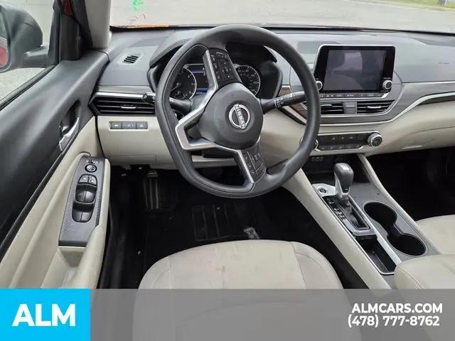 2025 Nissan Altima SV FWD