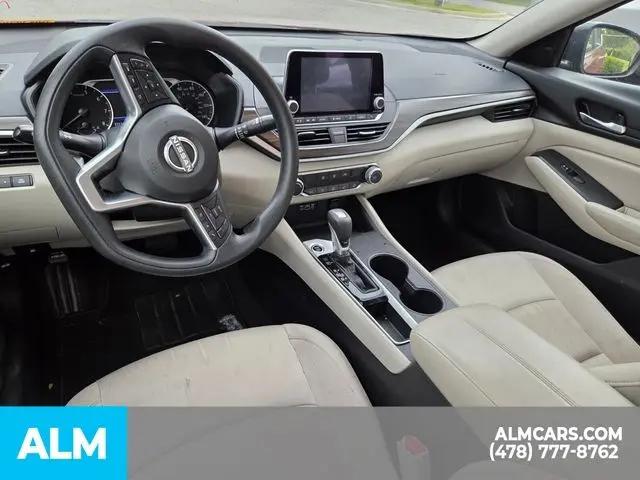 2025 Nissan Altima SV FWD