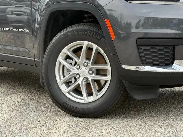 2025 Jeep Grand Cherokee L Laredo X 4x4