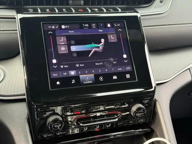 2025 Jeep Grand Cherokee L Laredo X 4x4