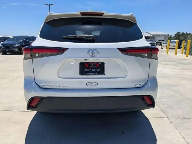 2024 Toyota Highlander XLE