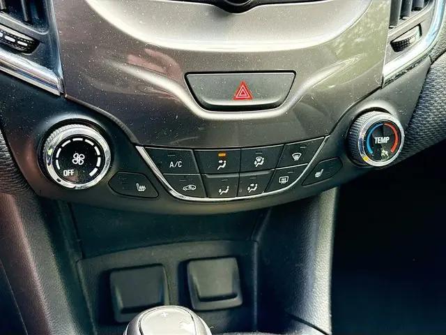 2018 Chevrolet Cruze LT Auto