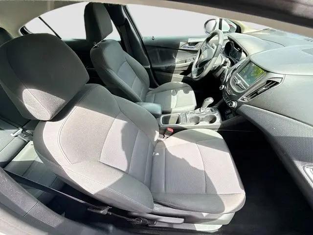 2018 Chevrolet Cruze LT Auto