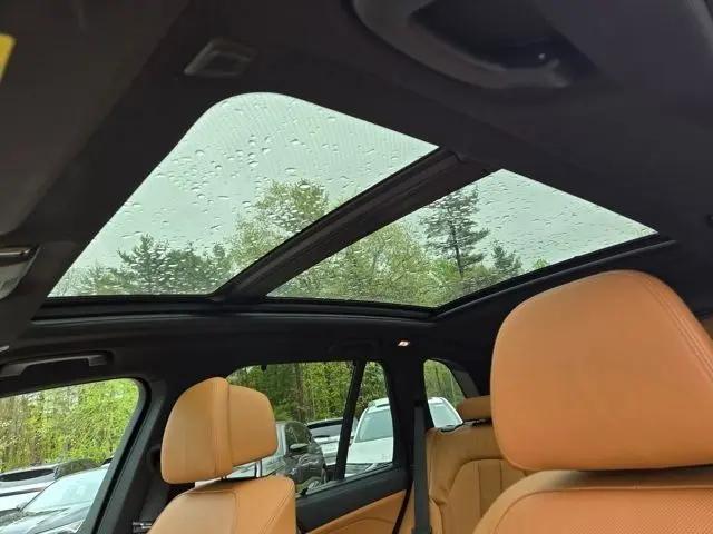 2022 BMW X5 M50i