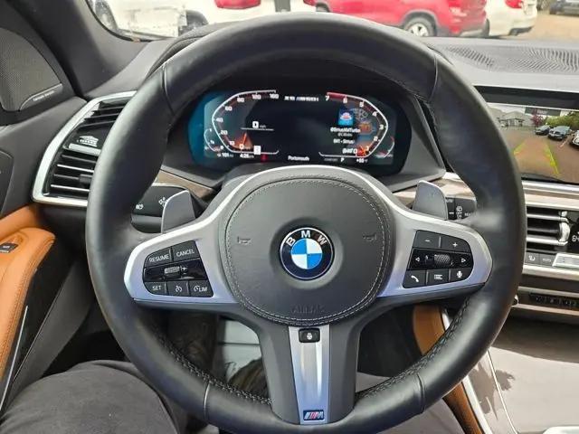 2022 BMW X5 M50i