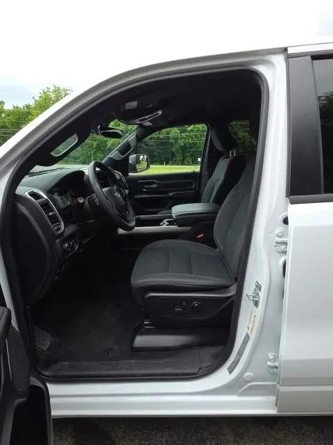 2025 Ram 1500 Big Horn Crew Cab 4x4 5'7" Box