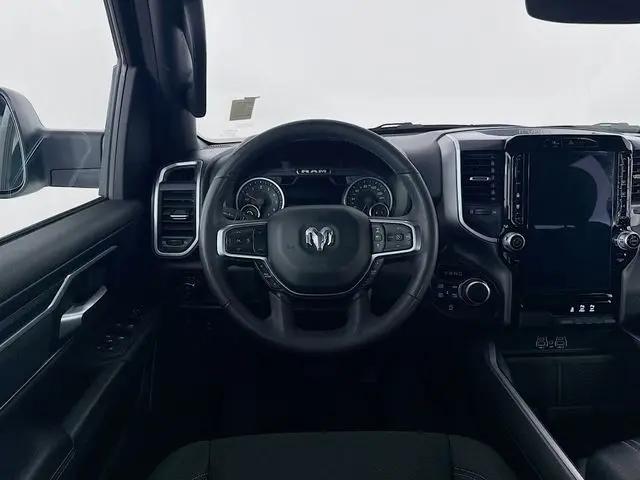 2025 Ram 1500 Big Horn Crew Cab 4x4 5'7" Box