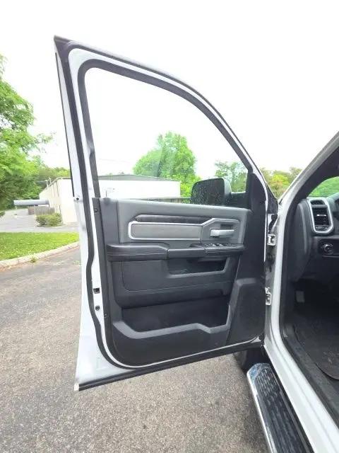 2021 Jeep Ram 2500 Big Horn Crew Cab 4x4 8' Box