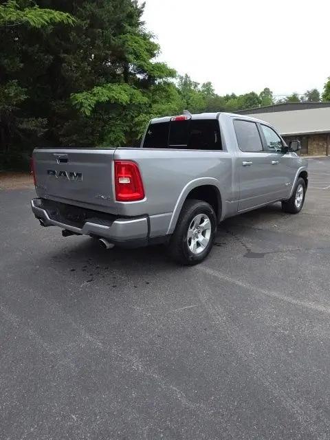 2025 Ram 1500 Big Horn Crew Cab 4x4 5'7" Box