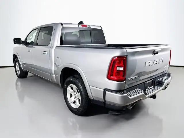 2025 Ram 1500 Big Horn Crew Cab 4x4 5'7" Box