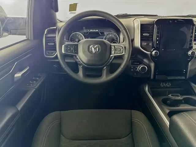 2025 Ram 1500 Big Horn Crew Cab 4x4 5'7" Box
