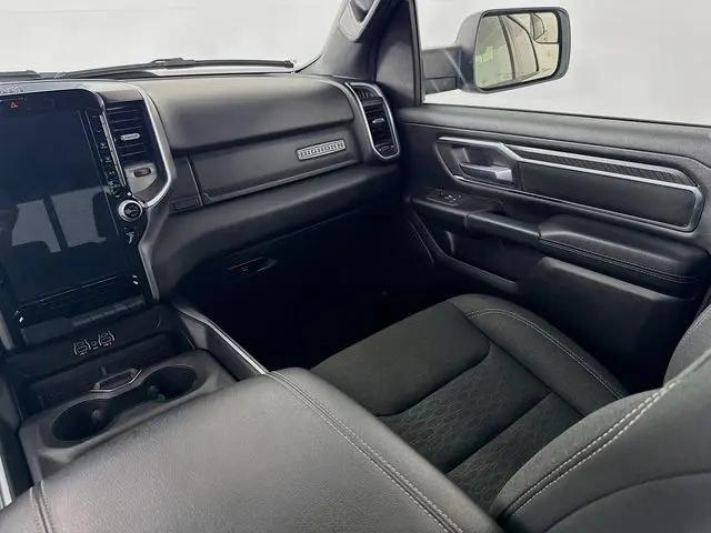 2025 Ram 1500 Big Horn Crew Cab 4x4 5'7" Box