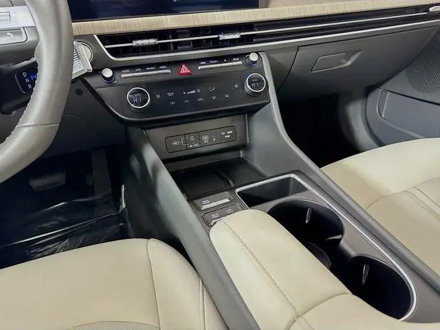2025 Hyundai Sonata Hybrid SEL