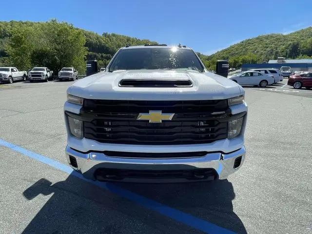 2026 Chevrolet Silverado 3500HD Crew Cab, Long Bed, WT Dual Rear Wheel, RWD