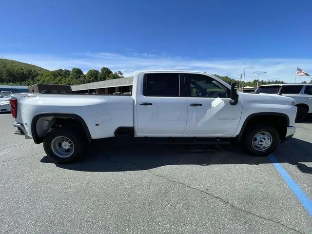 2026 Chevrolet Silverado 3500HD Crew Cab, Long Bed, WT Dual Rear Wheel, RWD