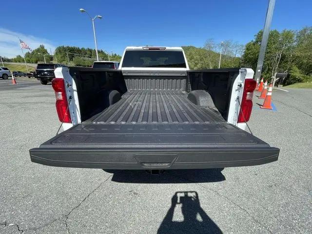 2026 Chevrolet Silverado 3500HD Crew Cab, Long Bed, WT Dual Rear Wheel, RWD