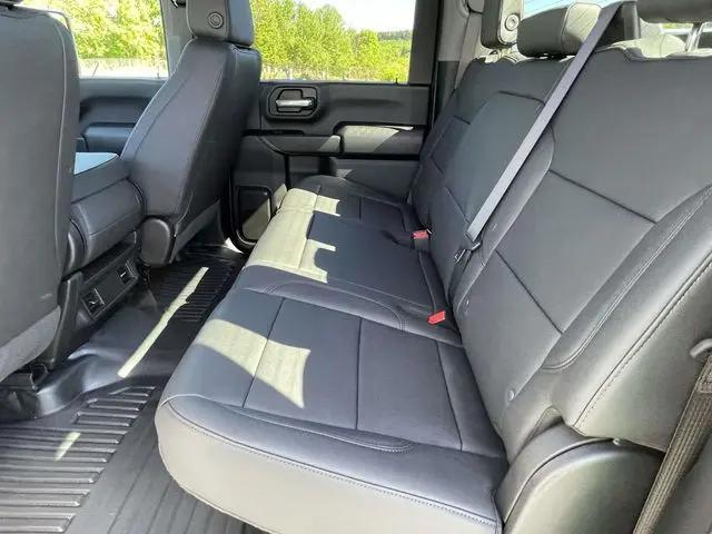 2026 Chevrolet Silverado 3500HD Crew Cab, Long Bed, WT Dual Rear Wheel, RWD