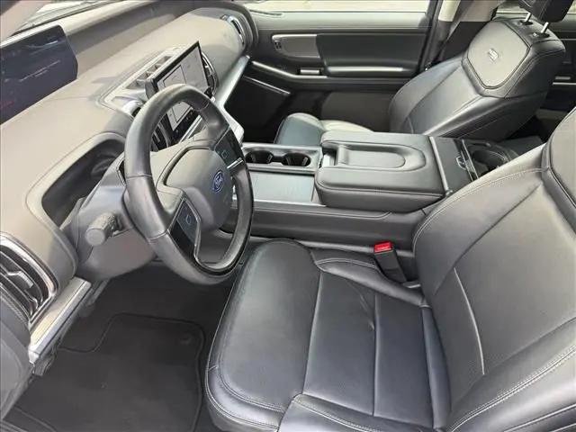 2025 Ford Expedition Platinum MAX