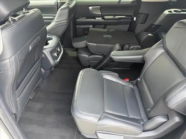 2025 Ford Expedition Platinum MAX