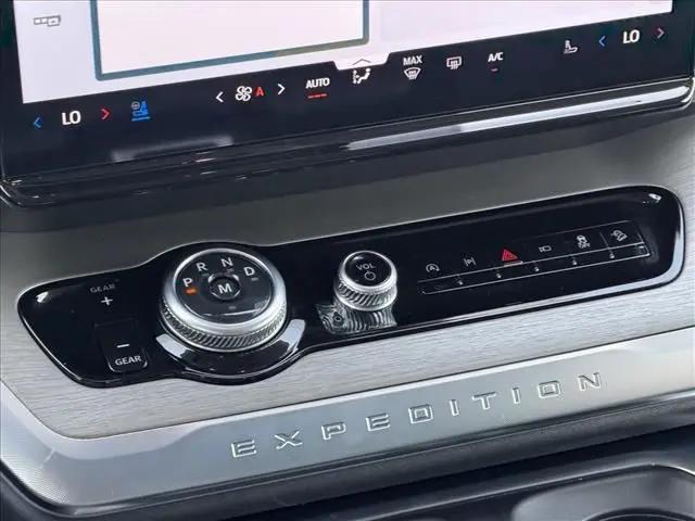 2025 Ford Expedition Platinum MAX