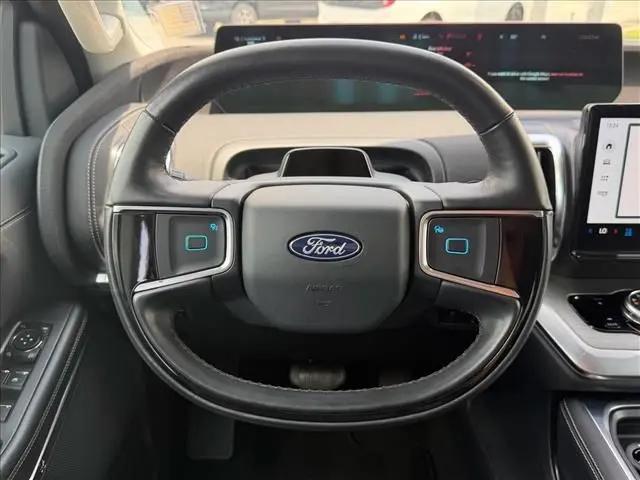 2025 Ford Expedition Platinum MAX