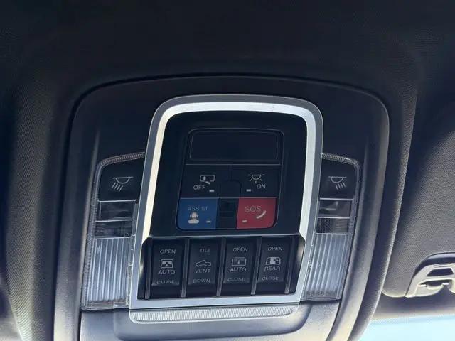 2023 Ram 1500 Big Horn Crew Cab 4x4 5'7" Box