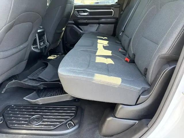 2023 Ram 1500 Big Horn Crew Cab 4x4 5'7" Box