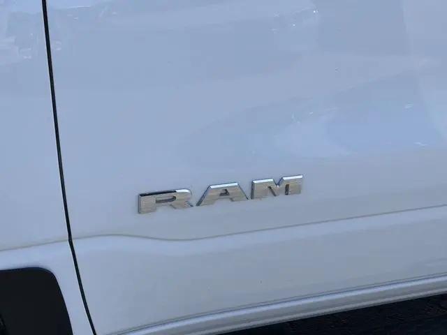2023 Ram 1500 Big Horn Crew Cab 4x4 5'7" Box