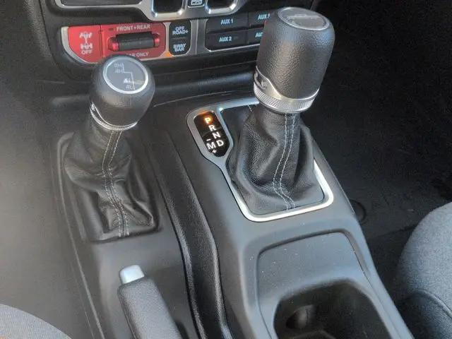2026 Jeep Gladiator Sport