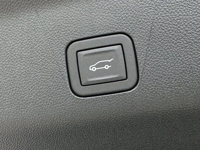 2026 Chevrolet Suburban LT, RWD
