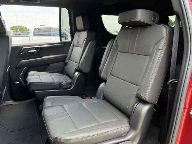 2026 Chevrolet Suburban RST, RWD