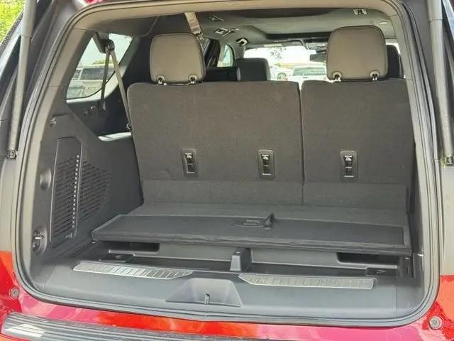 2026 Chevrolet Suburban RST, RWD
