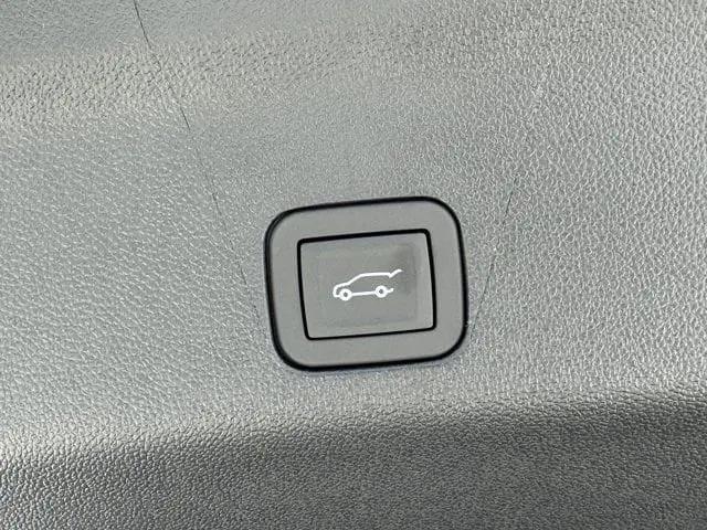 2026 Chevrolet Suburban RST, RWD