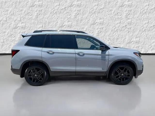 2024 Honda Passport AWD Black
